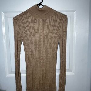 BCBG Maxazria turtleneck - size S